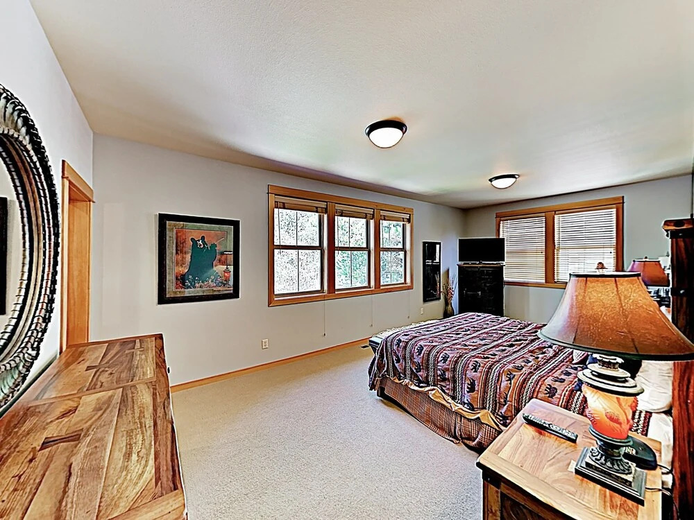 New Listing! 44 Freemont Crossing W/ Hot Tub 3 Bedroom Townhouse