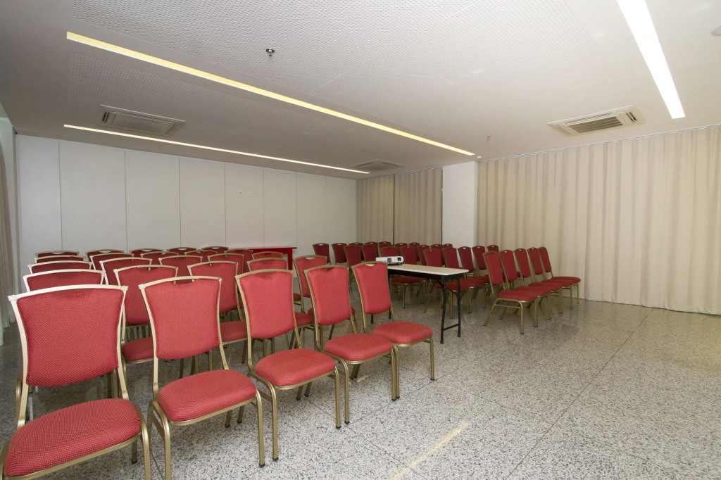 Esuites Virgínia Luxemburgo
