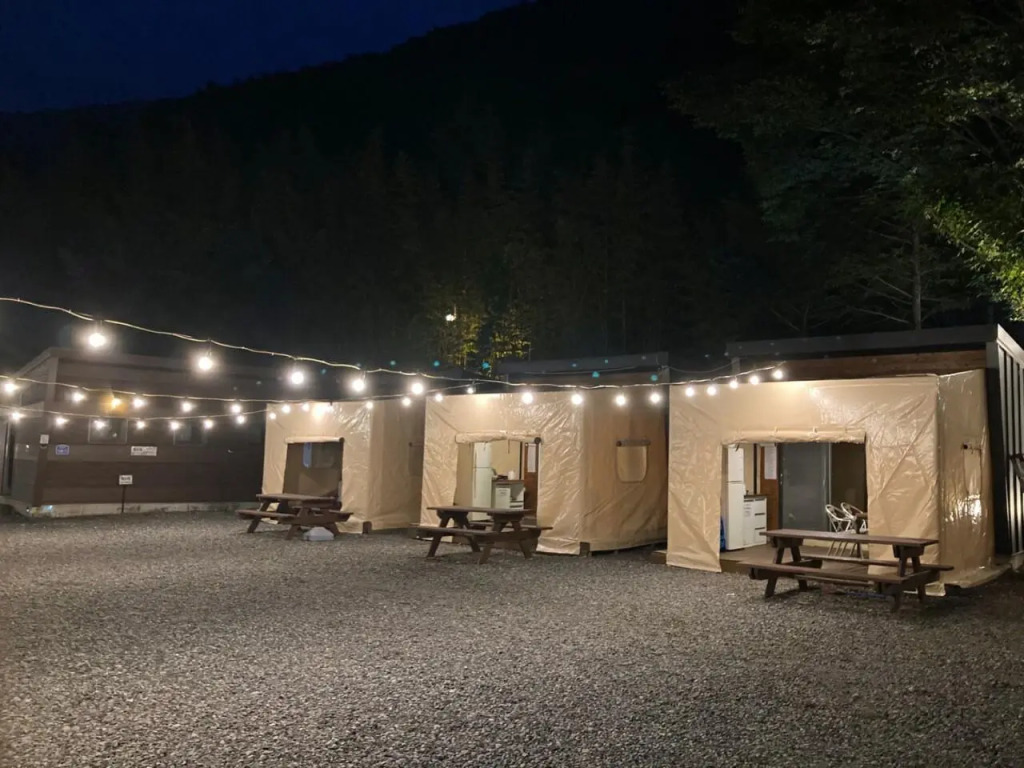 Ooljoo Sunny, Cabin Glamping