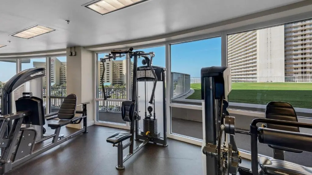 11 TH FLOOR In Laketown Wharf 1 BD, 2 Bathroom with Amazing Amenities, 1114!
