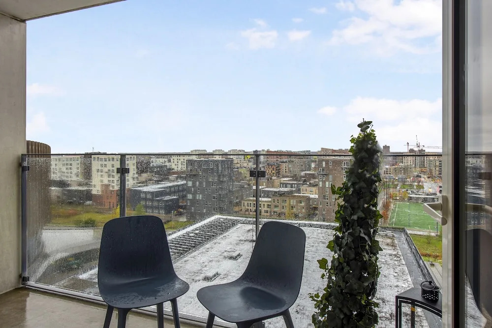 Two-bedrooms Apartment With Amazing View and Sunny Balcony Next to Royal Arena
