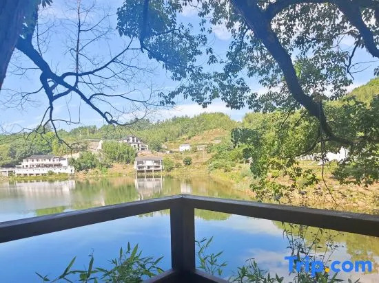 Jinyu Flower Hall Resort Homestay