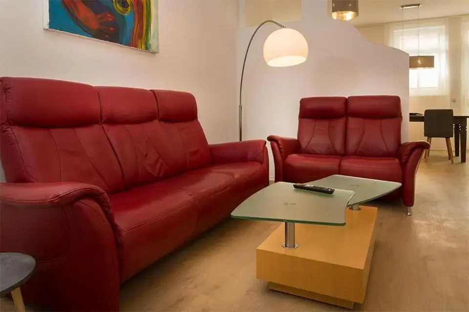H&H Apartments im Herzen der Stadt in der Lange Strasse geräumig ruhig mit Küche und Esstisch
