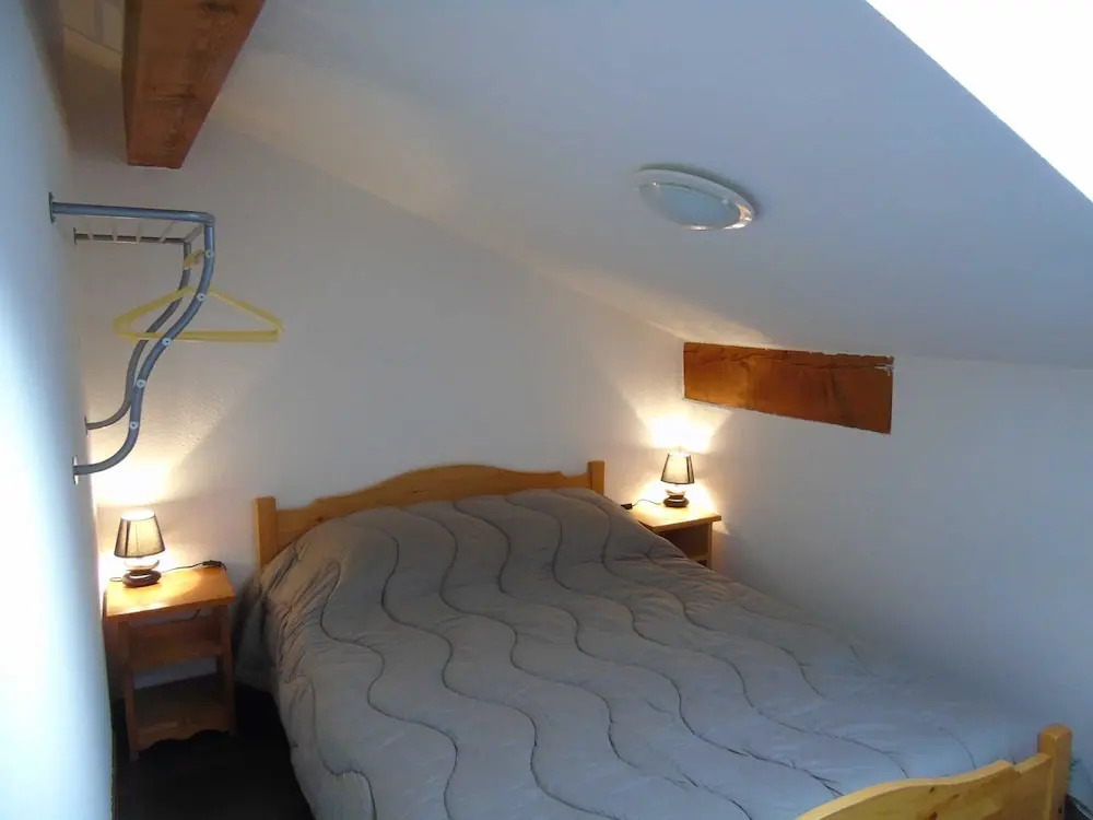 Lou Services Apartment F7 LSI 001