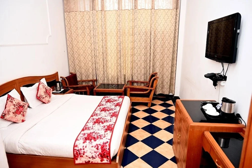 Hotel Hemkunth