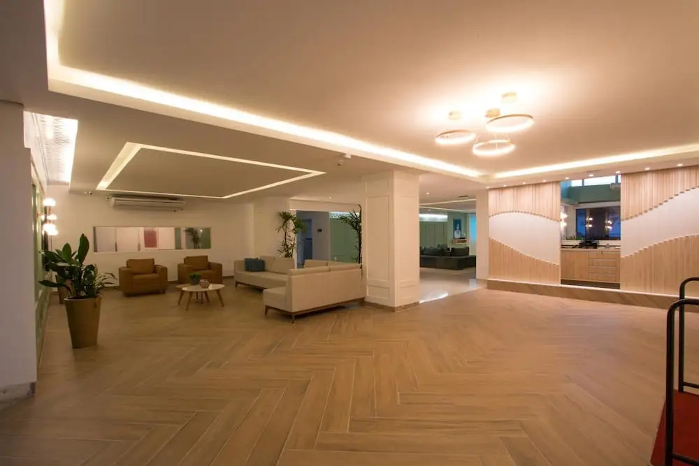Golden Ville Hotel