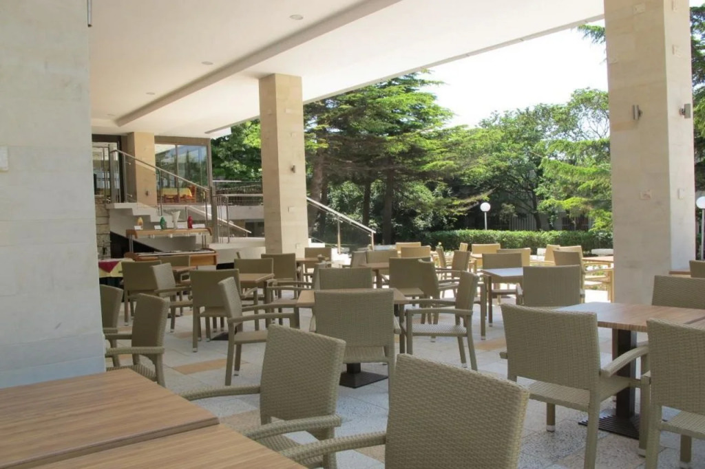 Hotel Compass