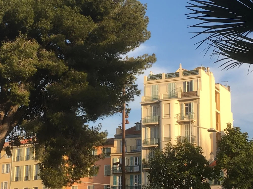 Riviera Vieux Nice by Nestor&Jeeves