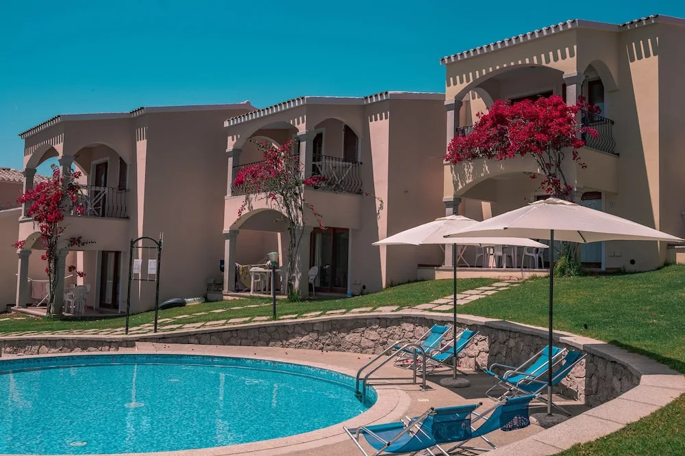 The Fantastic Residenza Badus two Bedroom Sleeps six and Child Num0821