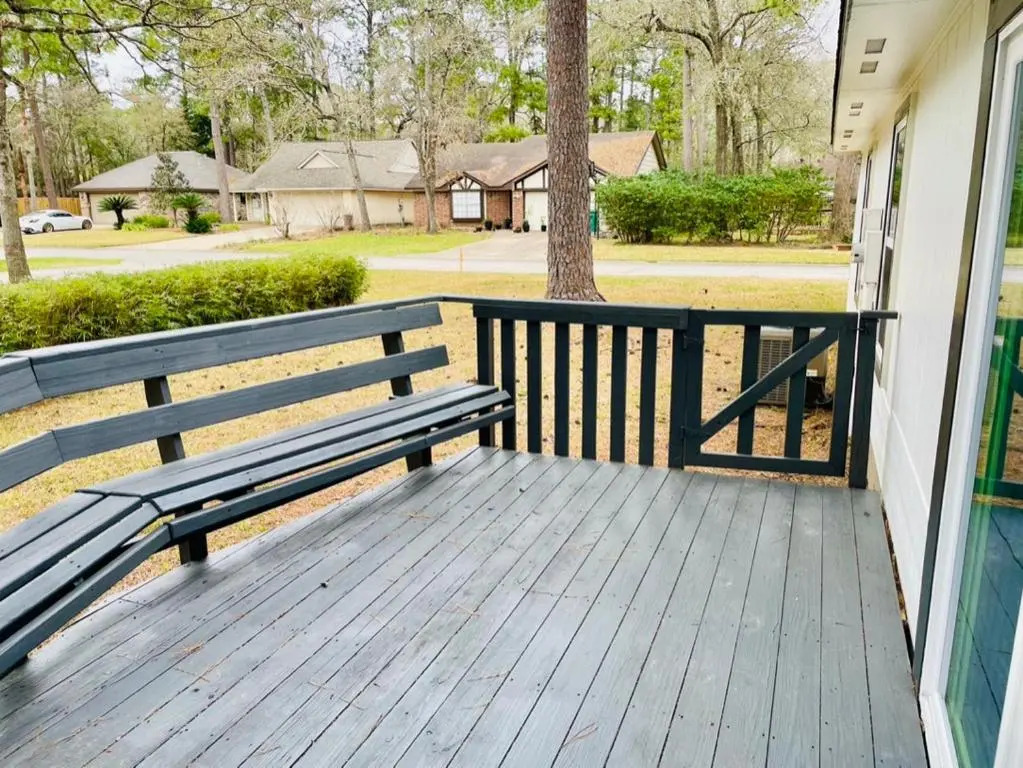 House 3 Bed, 2Bath, FREE Parking in The Woodlands