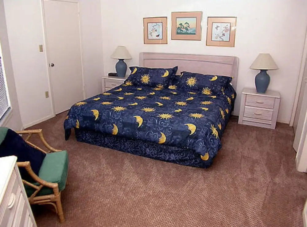 Saida IV Condominium 606