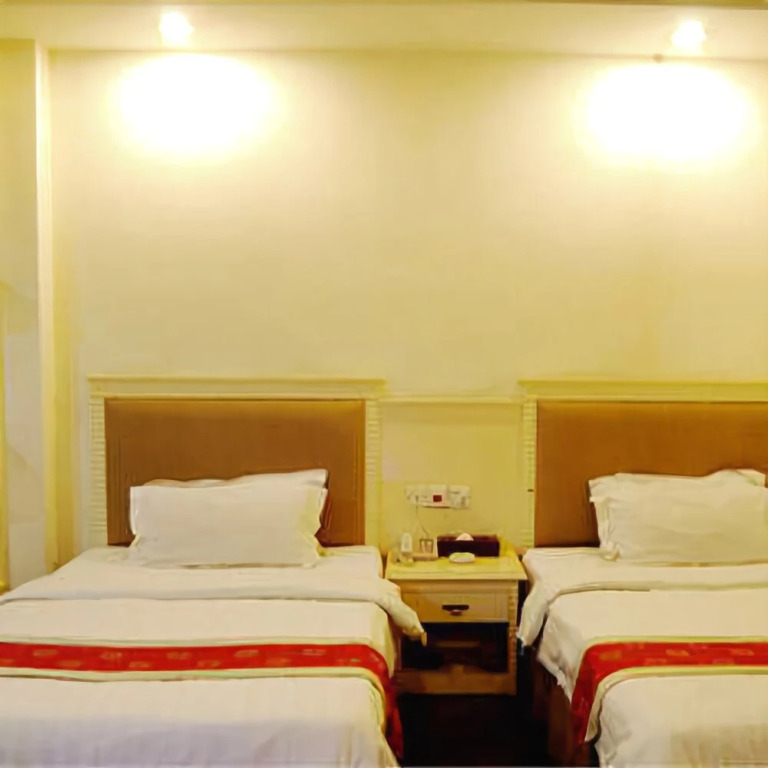 Yuzhou Zhulin Hotel