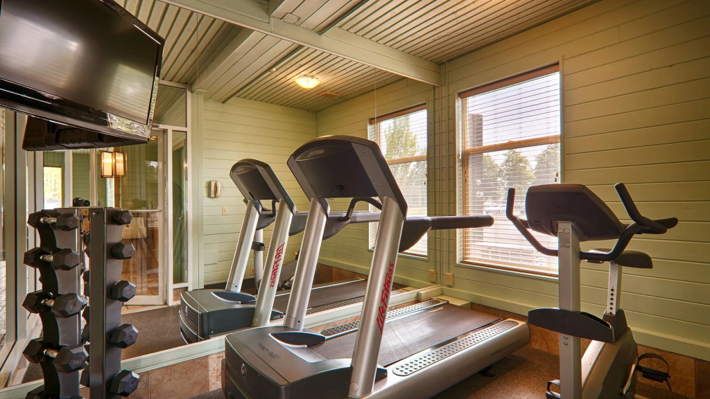 Best Western PLUS Langley Inn