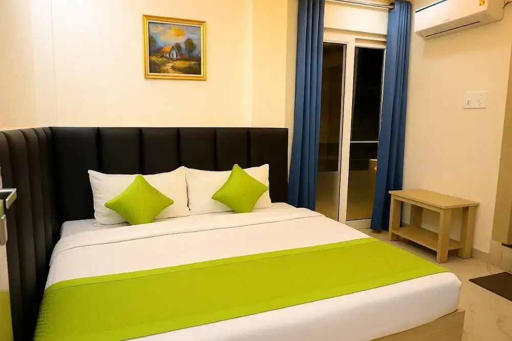 Hotel Kanha Inn Ayodhya