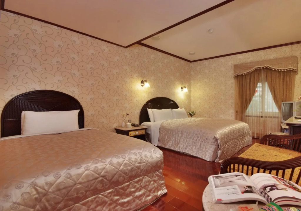 Lotus Hotel