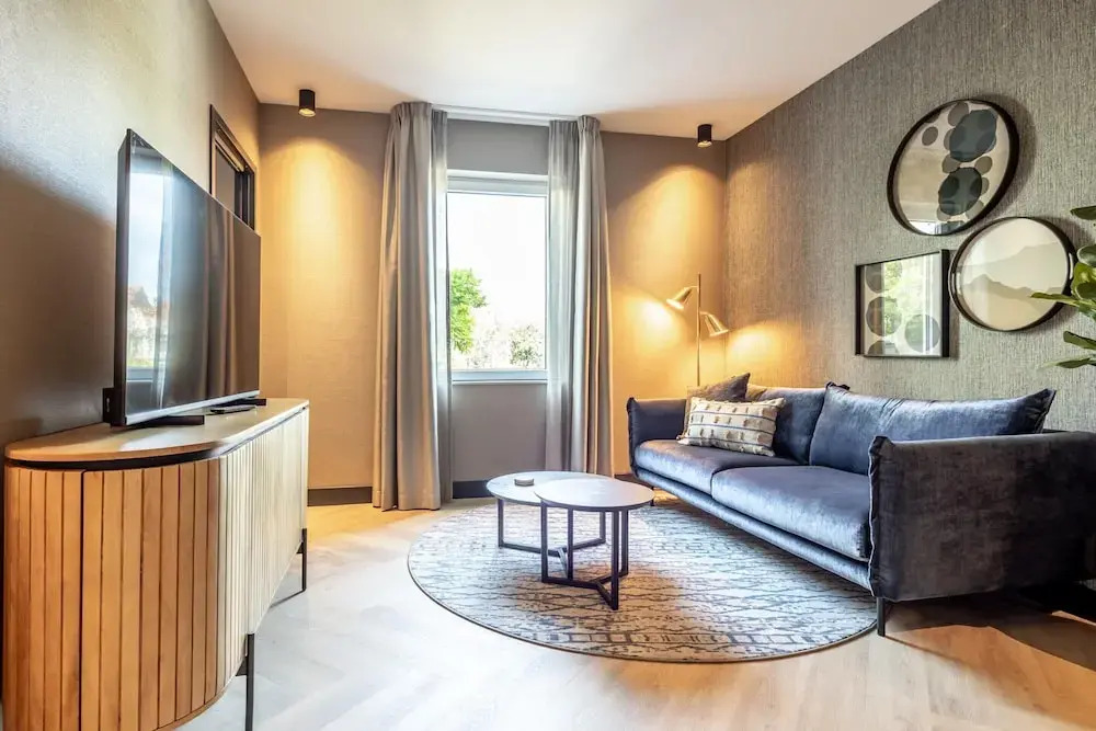 Stylish 2-bedroom Apartment in Delft