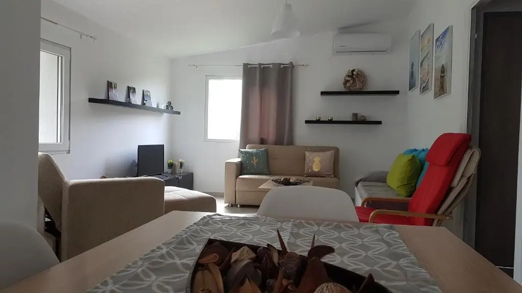 Kalithea family house with 3 bedrooms