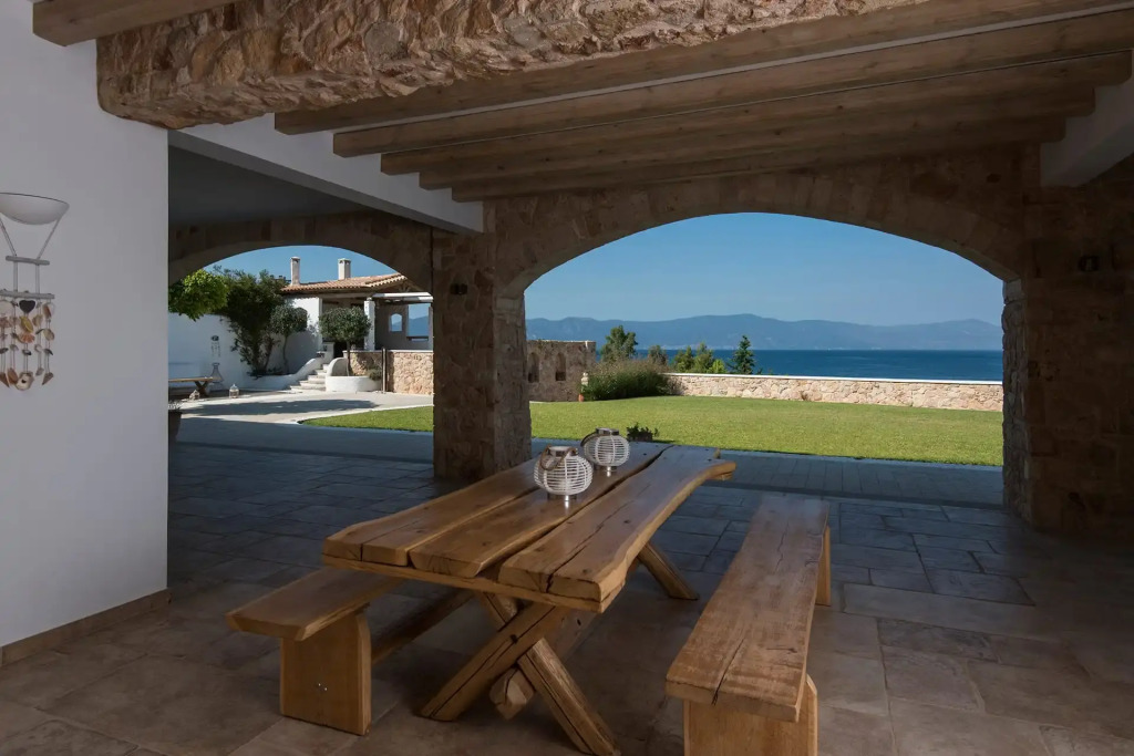 Amelia Villa Collection