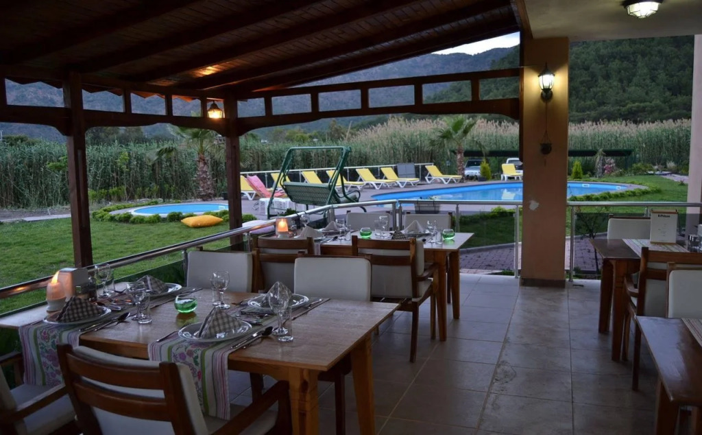 Ada Adrasan Hotel