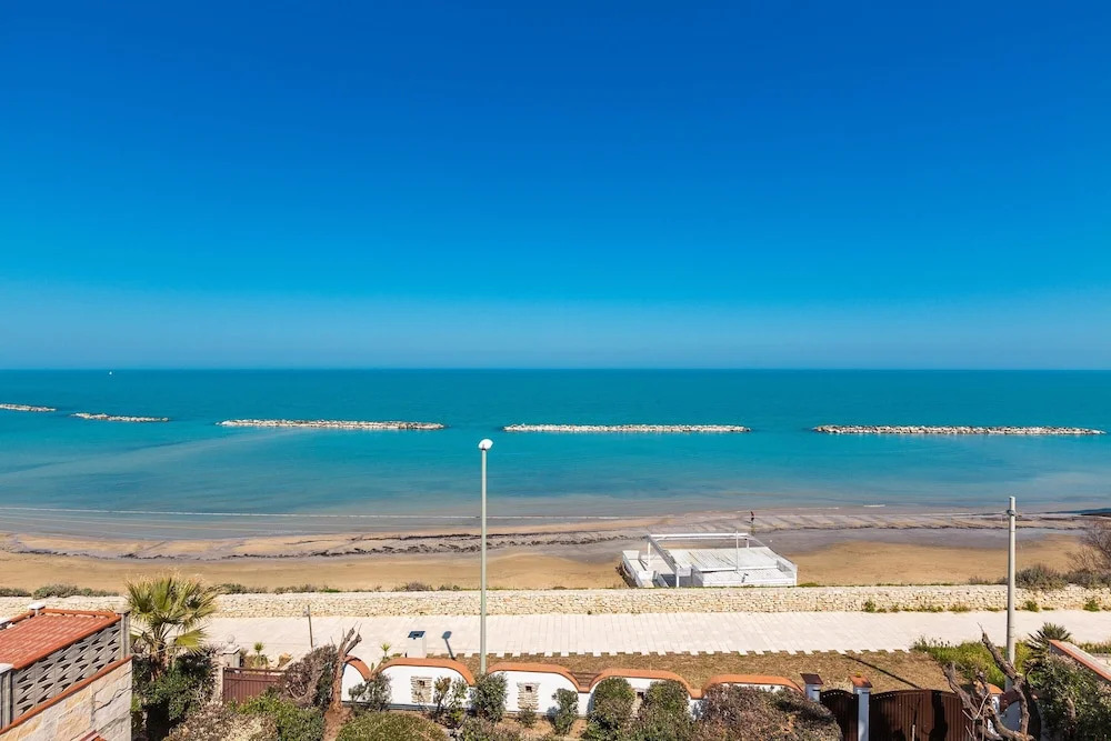 2772 La Casa Bianca by Perle di Puglia