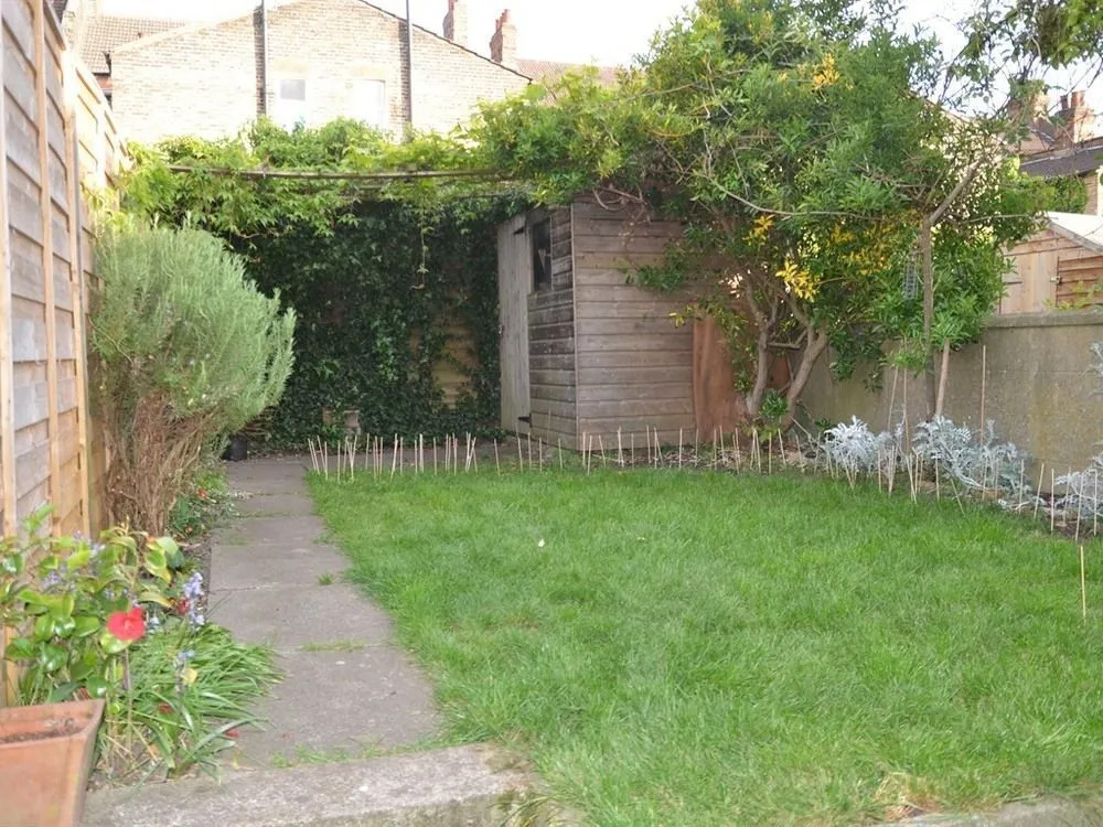 Artists Cottage nr. Crystal Palace