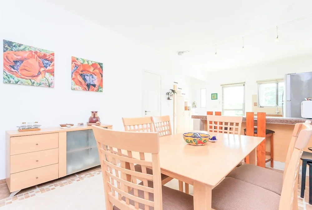 Condo Cristina by Riviera Rentals