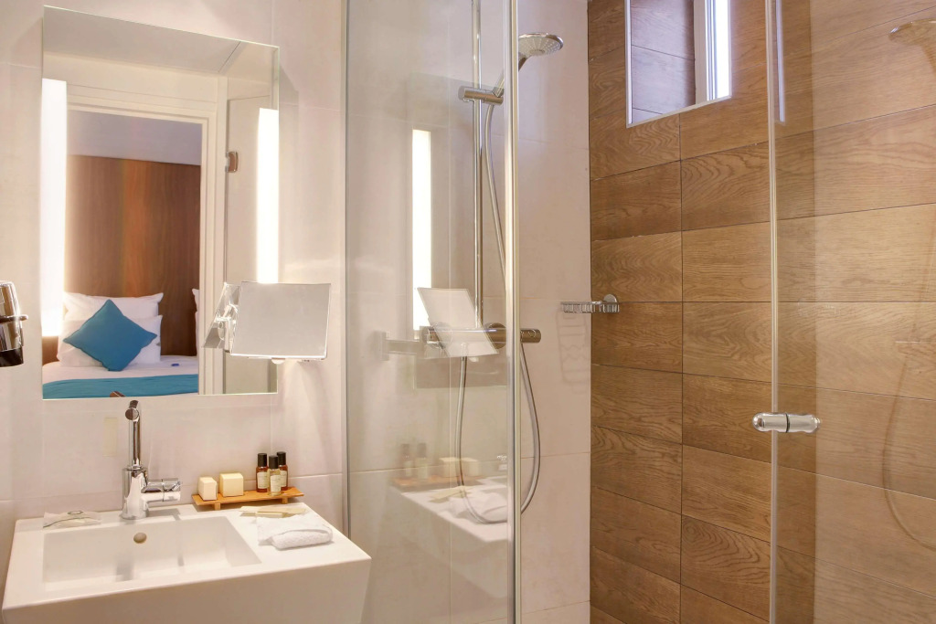 Best Western Plus 61 Paris Nation Hotel