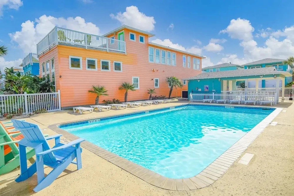 Bach Porch - Beach Gear Credit Included! 2 Shared Heated Pools