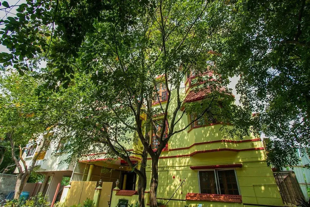 OYO 894 Apartment Hotel 510 Chetana