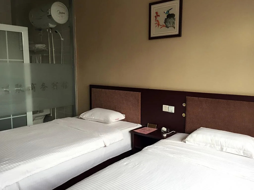 Mingju Business Hotel
