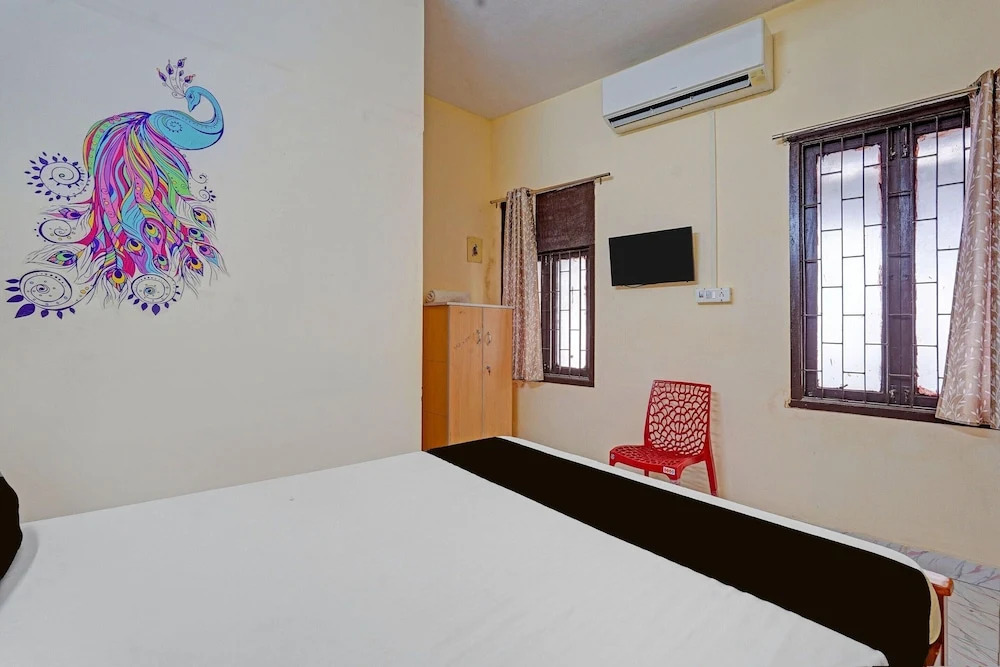 Classic With Twin Beddelmon Residency