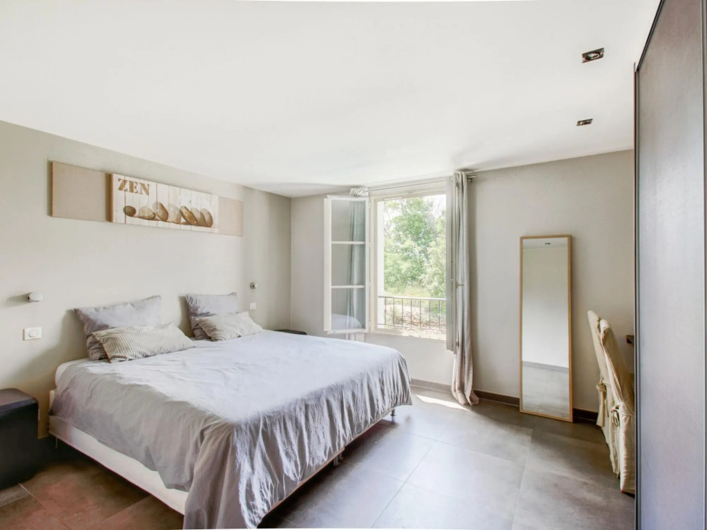 Villa in Le Plan-de-la-Tour with Pool