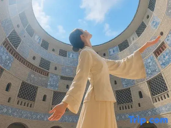 Jingdezhen·Qinghuan Yushè | CINECAY SunsetSeclusionDesigner Guesthouse (TaoxichuanCreativePlaza)