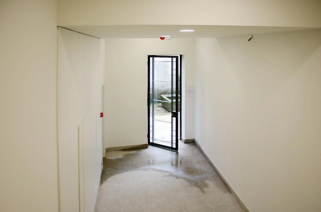 HM - Carlos Alberto Apartment 3