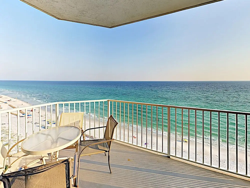 New Listing! Solitude By The Sea W/ Gulf Views 3 Bedroom Condo