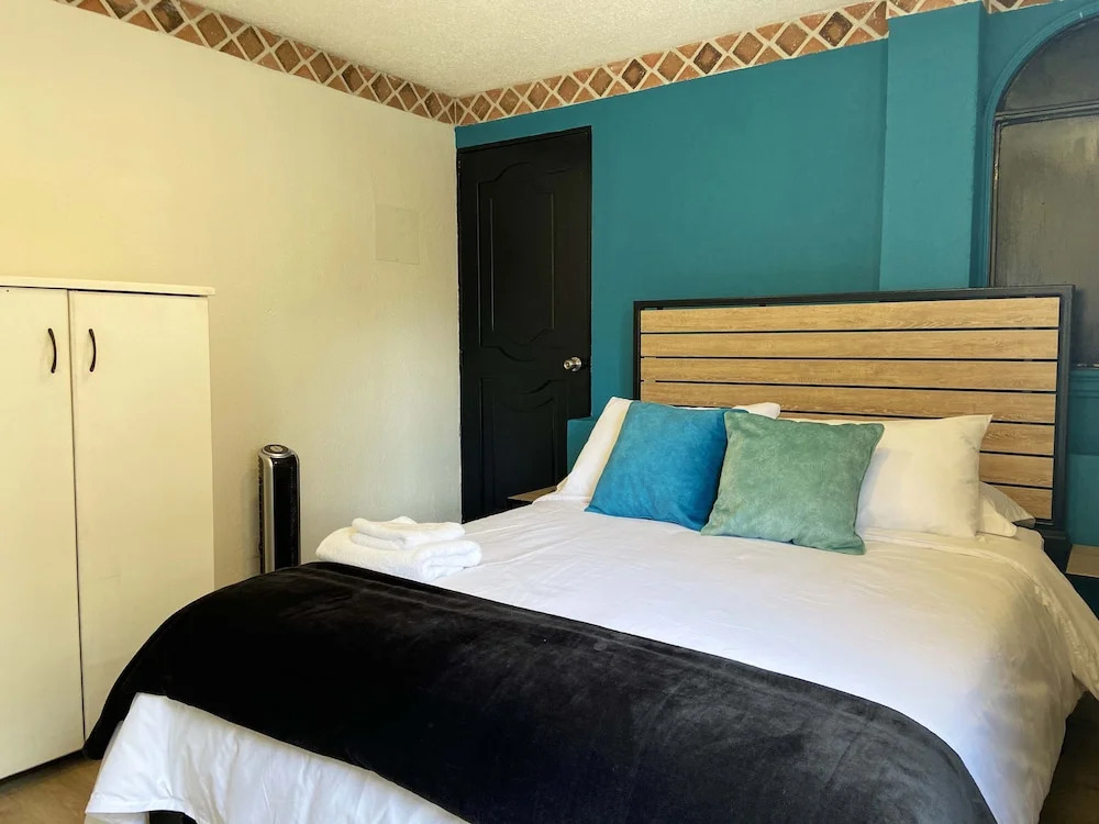 Casa Santafe - Coliving Hotel