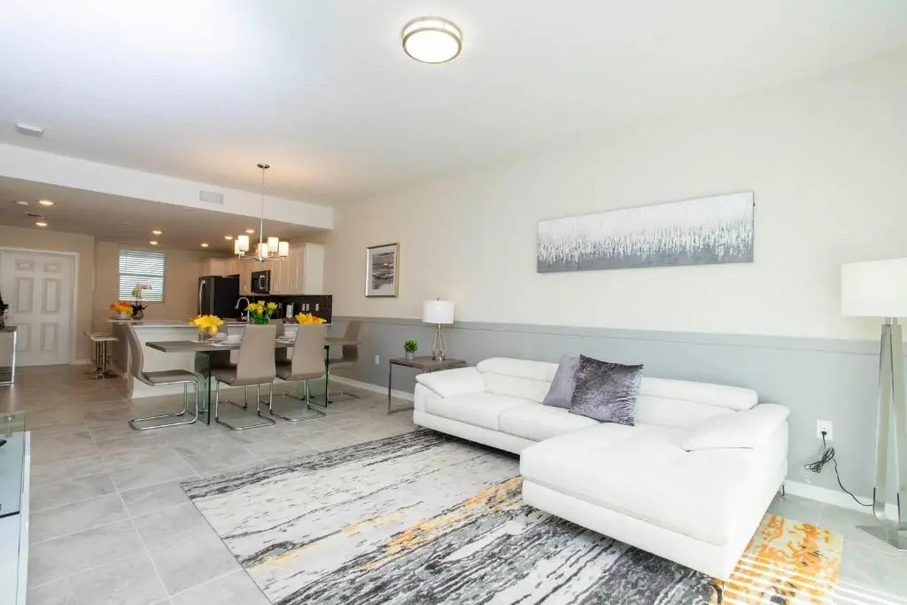 Luxurious 2 Bd Close to Disney @ Storey Lake 204P