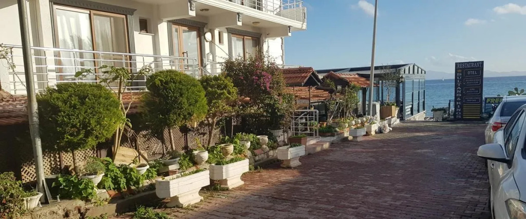 Sultans - Kings Hotel