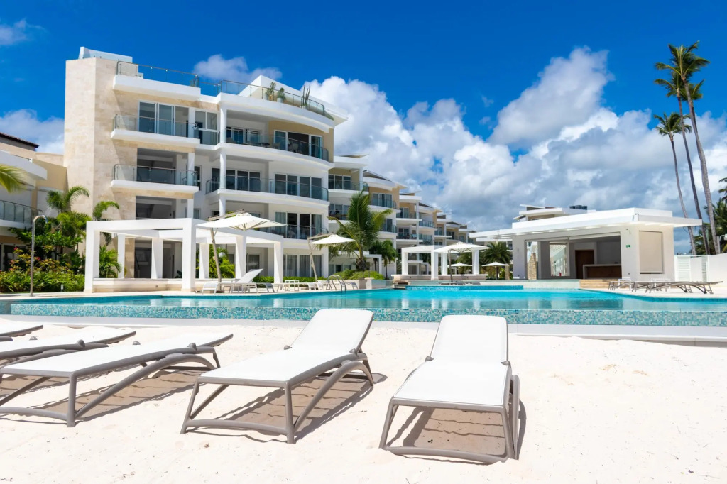 Stylish 3-Bedroom Apartment near the Bavaro Beach