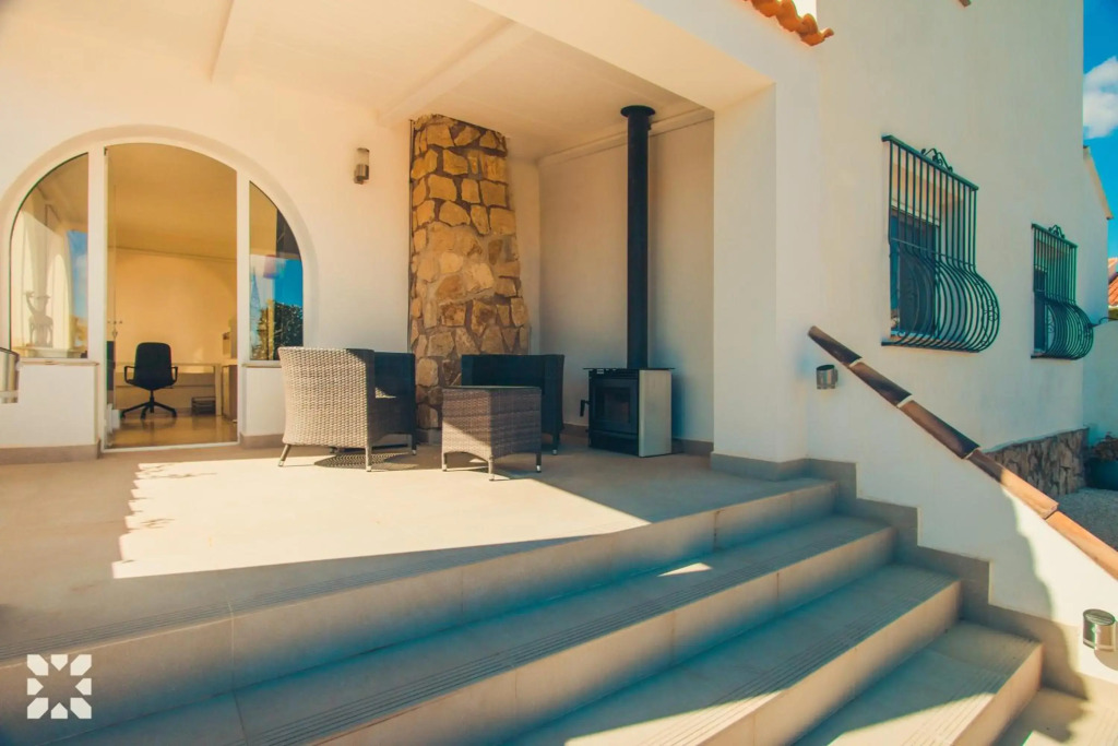 Villa Ladera by Abahana Villas