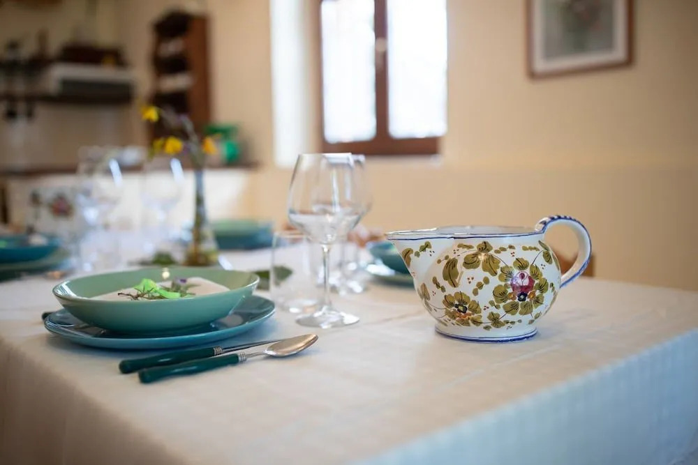 Agriturismo Isola Dei Calanchi - Guest House