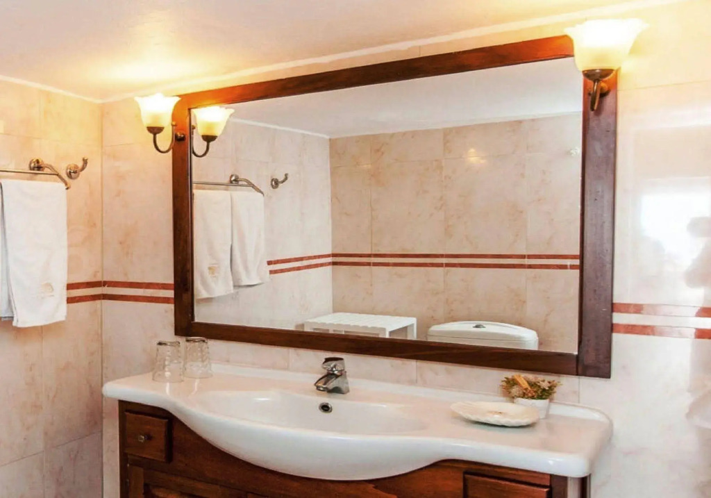Aeolos Art & Eco Suites Adults Only