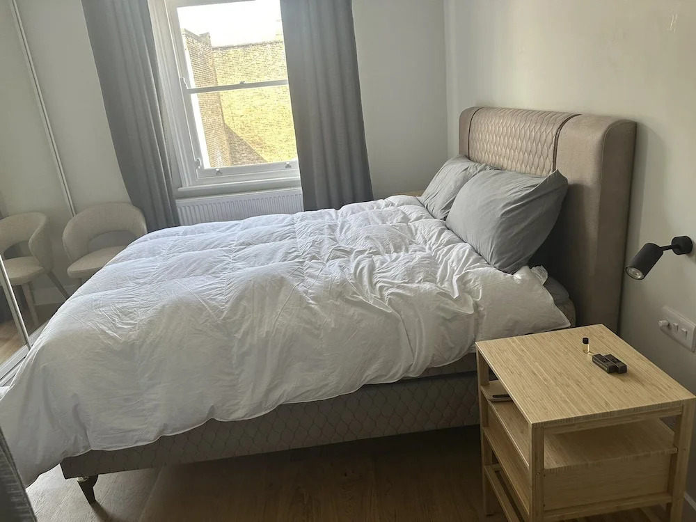 Abbey Road Luxury Modern Flat