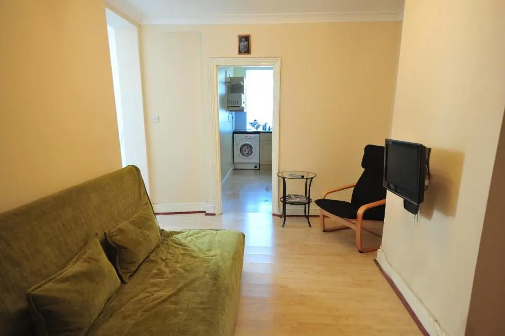 East End London Garden Flat