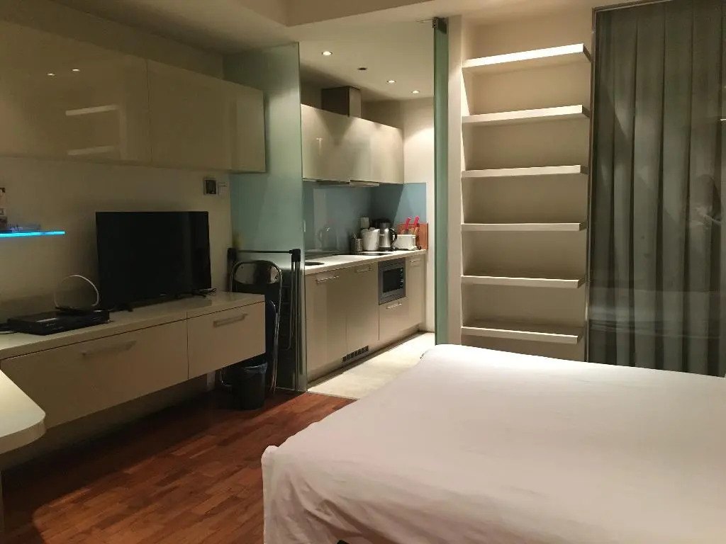 Fosen Suites At Seasons Park