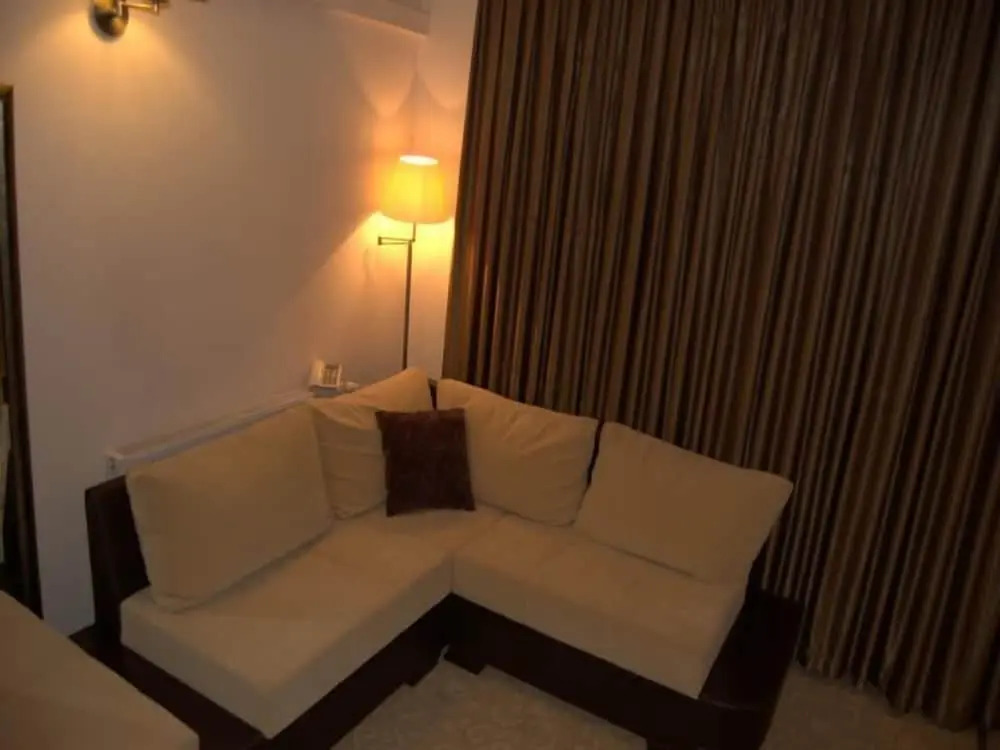 Hotel Ayata