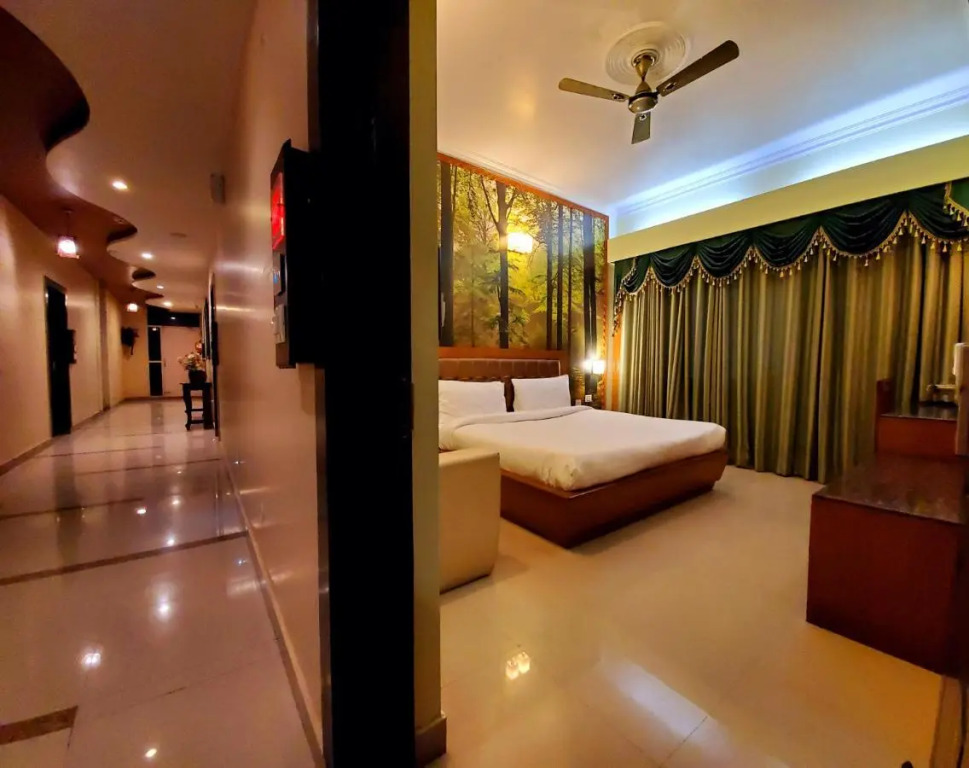 Hotel Jsr Inn