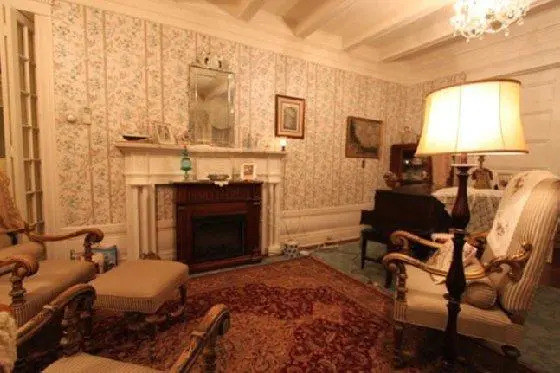 Waverly Inn