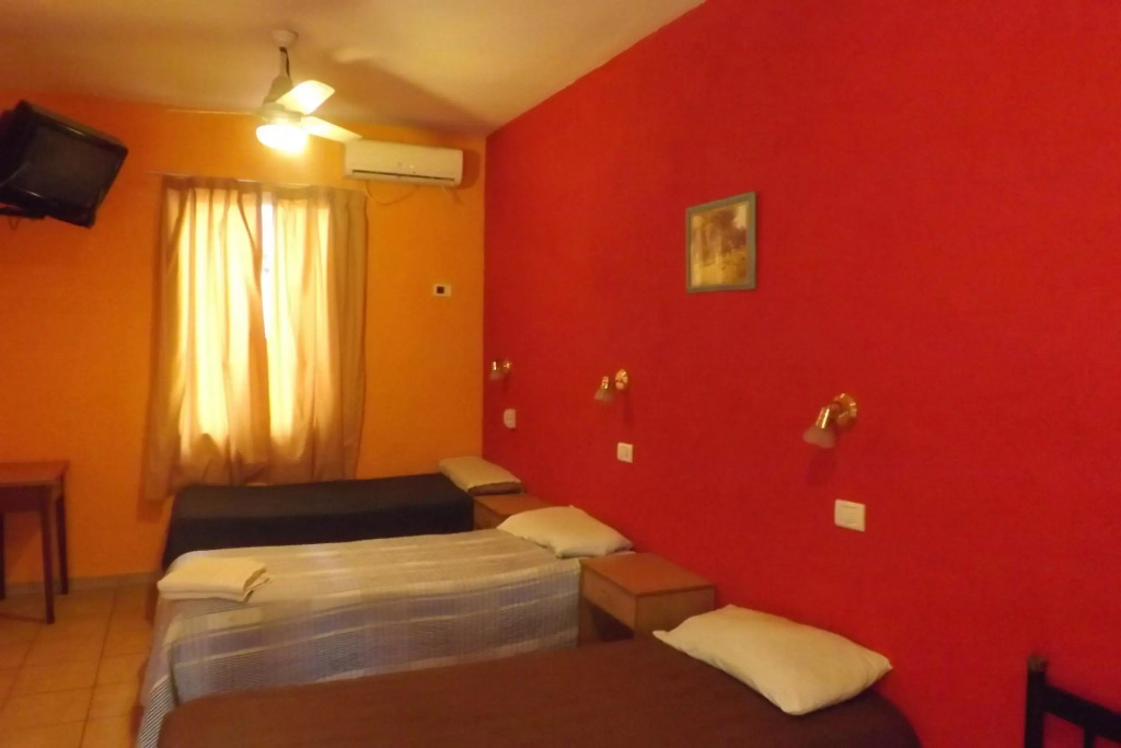 Backpackers Travel Hotel
