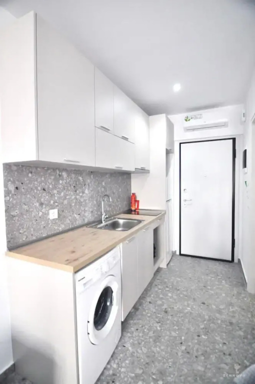 Zennova 26 Sirene Luxury Studio